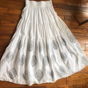 3 for 15 White maxi skirt